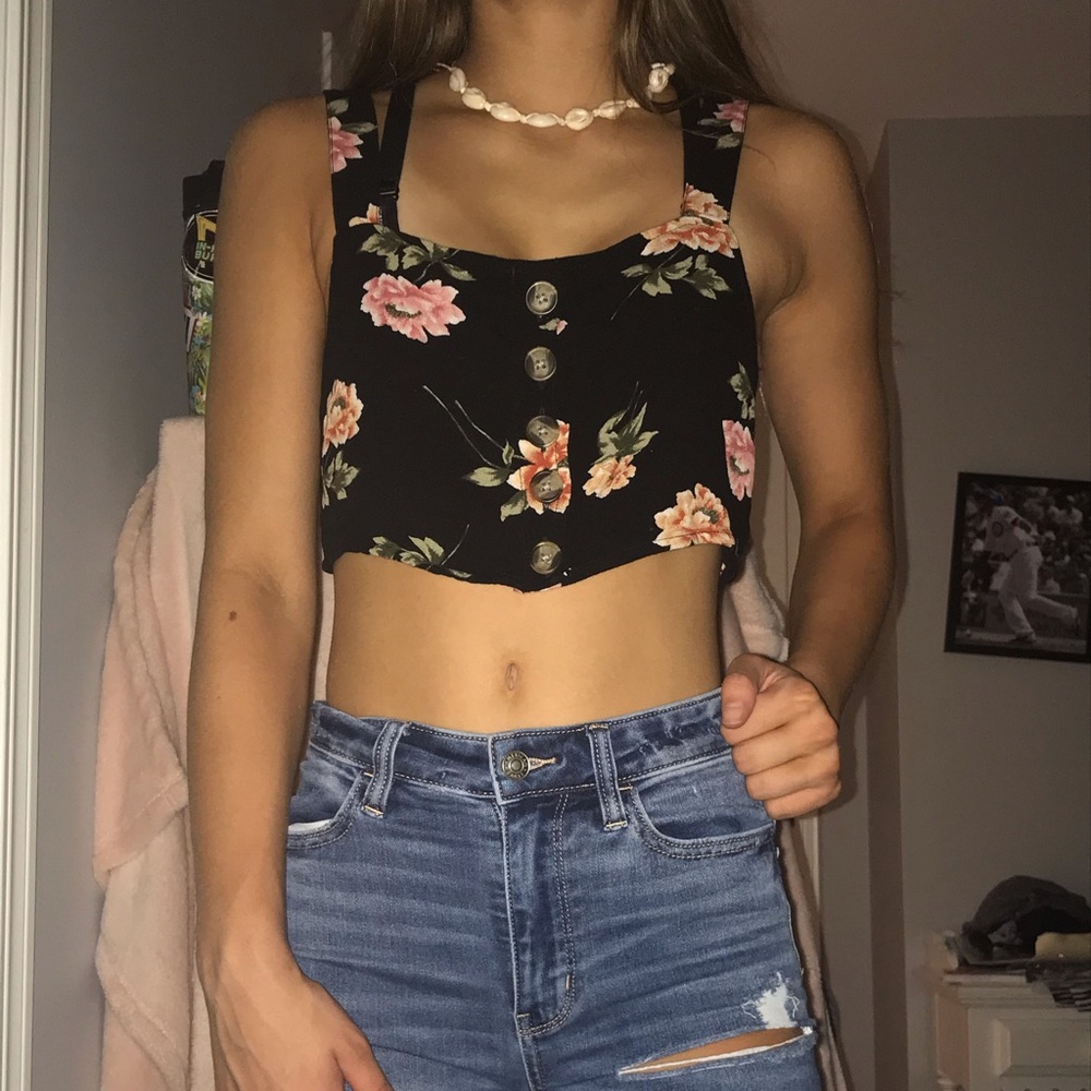 American Eagle top